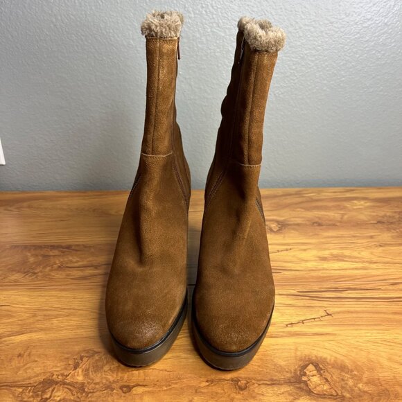 Cafe Noir Suede‎ Cabin Couture Wedge Boots Tan Faux Fur Trim NEW - Picture 6 of 11